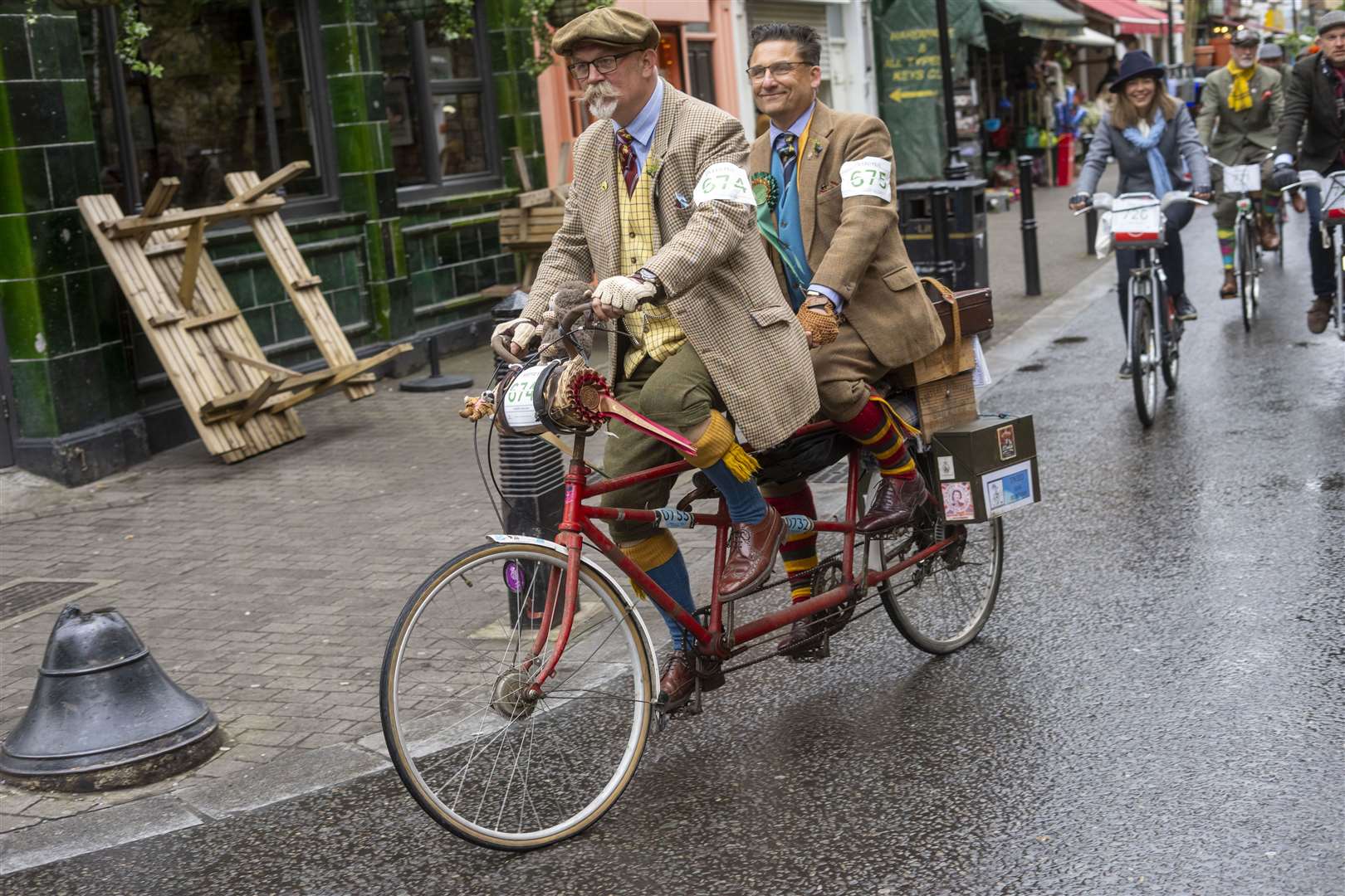 A bicycle made for two (Jeff Moore/PA)